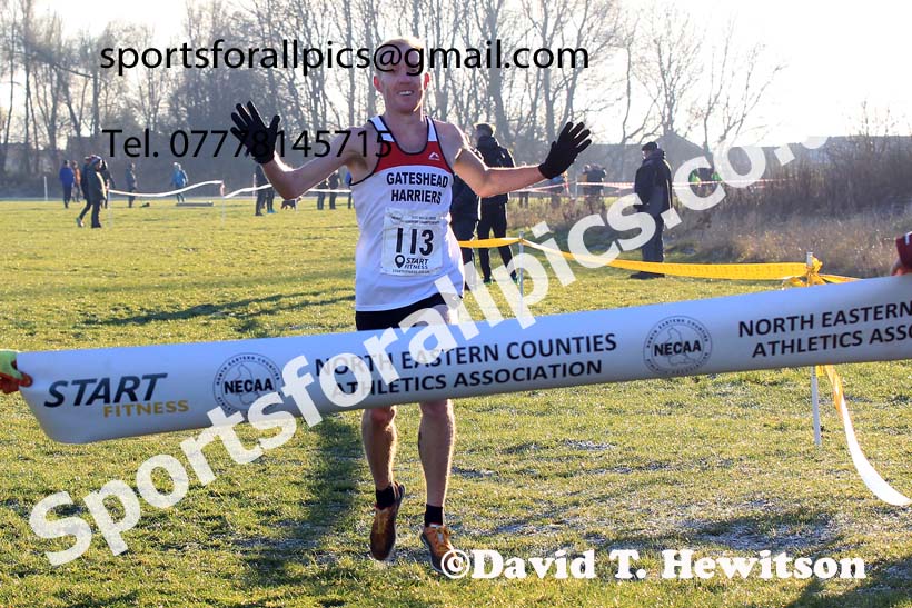 Senior mens 2022 North Eastern Cross Country Champs., Temple Park, South Shields.  Photo: David T. Hewitson/Sports for All Pics